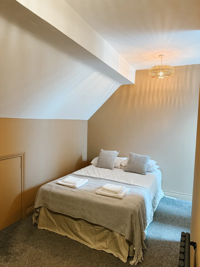 Room 10 @ The Red Lion Rothwell.