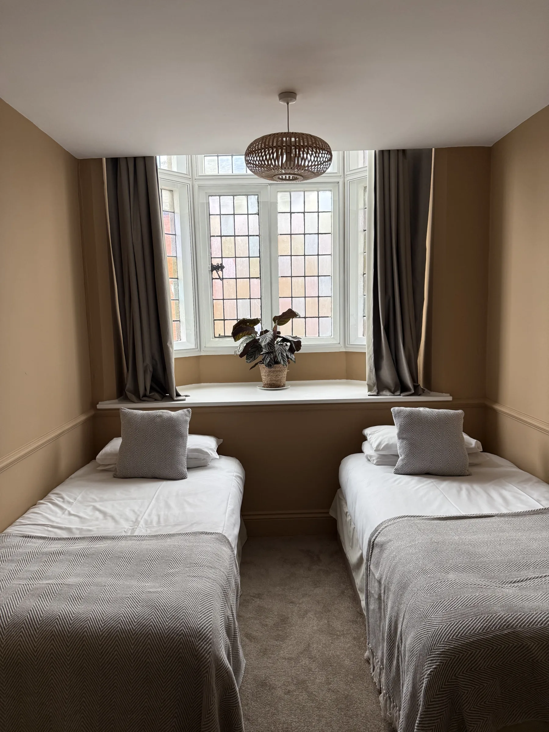 Room 2 @ The Red Lion Rothwell.